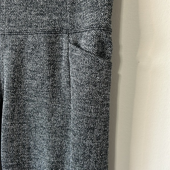 ATHLETA HERRINGBONE MERCER TIGHT Black Legging Workout Sz XS - Picture 8 of 15